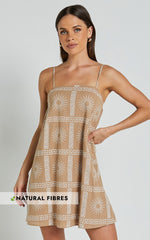 Elia Mini Linen Dress - Straight Neck Sleeveless Slip Dress in Tan/White