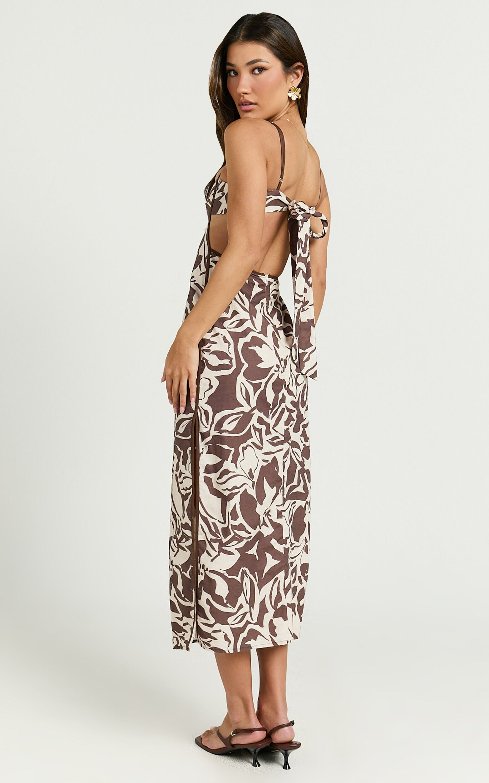 Gibson Midi Dress - Linen Scoop Neck Back Tie Dress in Tonal Stencil Floral