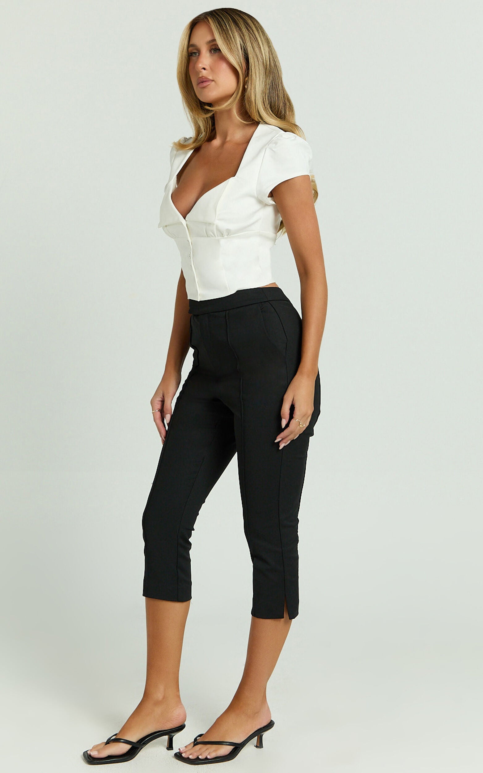 Rhode Pants - Capri Slim Fit Side Split Pants in Black