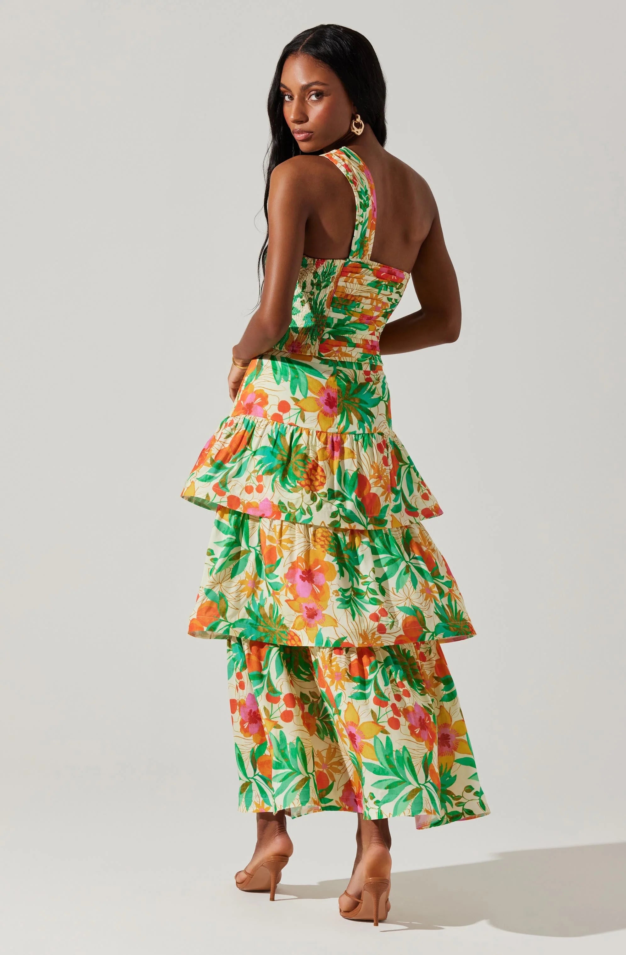 Daya One-Shoulder Crop Top