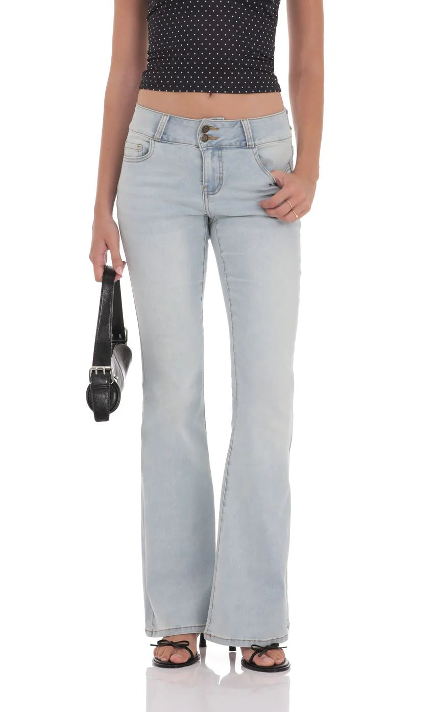 Low Rise Flare Jeans in Light Denim