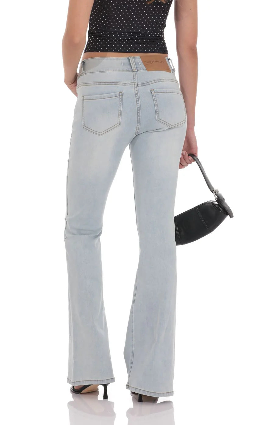 Low Rise Flare Jeans in Light Denim